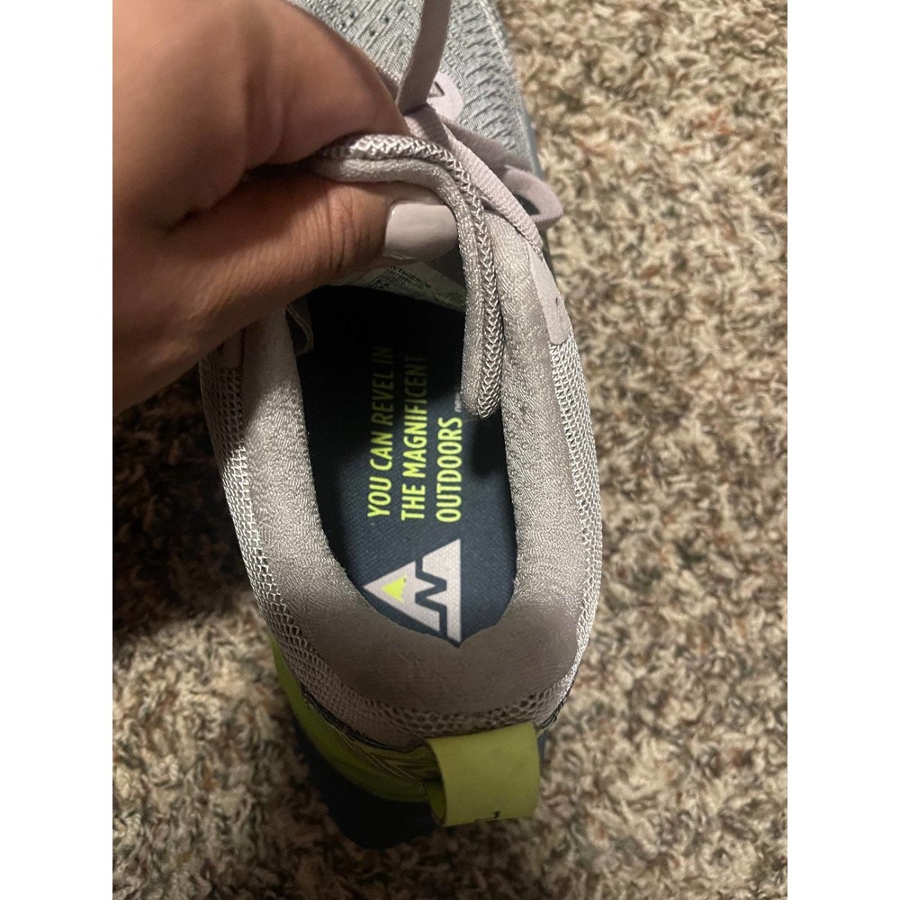 New Balance Trail Running shoes - Picture 6 of 7